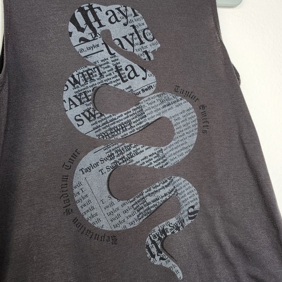 Taylor Swift Reputation Tour Snake Tank Top M - Picture 4 of 7